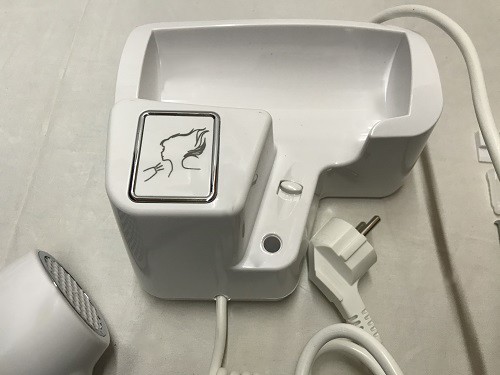 Фен CeramaLux D90289