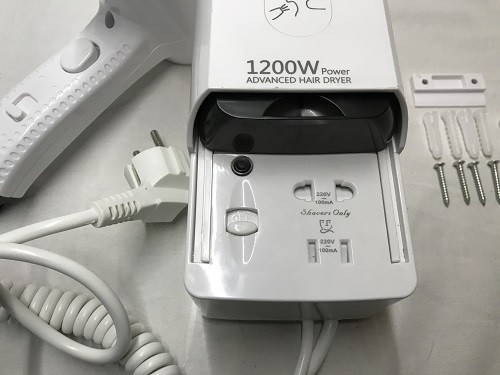 Фен CeramaLux D90290