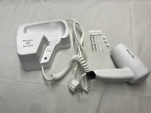 Фен CeramaLux D9029