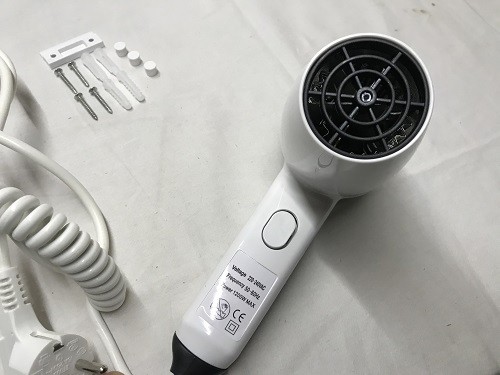 Фен CeramaLux D9029