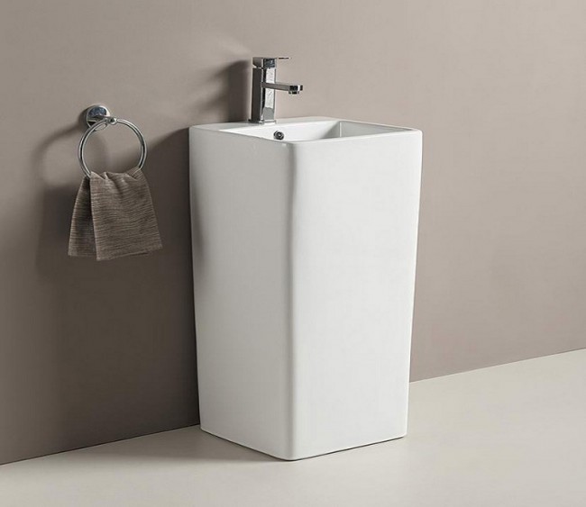 Умывальник CeramaLux P7004L Умывальник CeramaLux P7004L